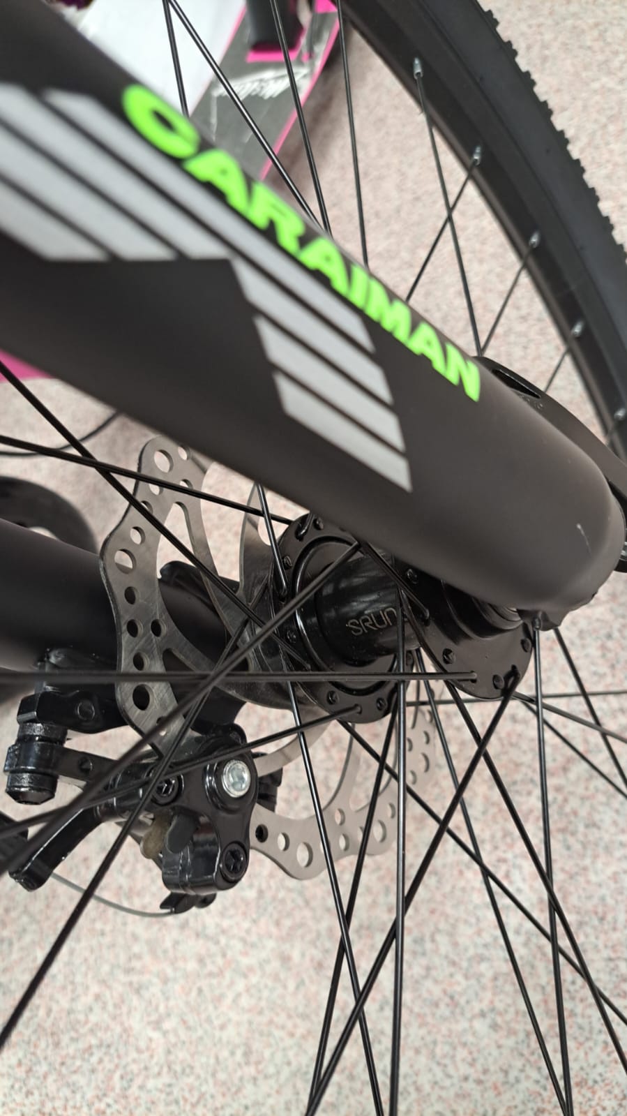 Bicicletă Caraiman, roți 26 inch, suspensie pneumatica, frâne pe disc, Verde