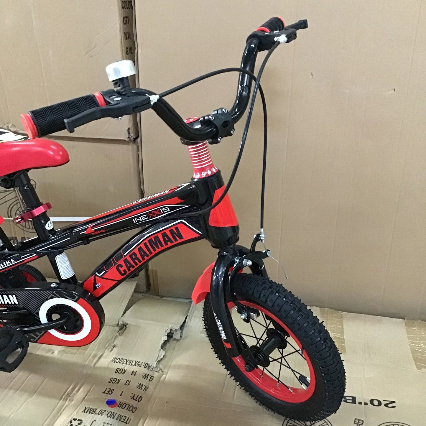 Bicicleta Junior cu pedale pentru copii intre 2 si 4 ani